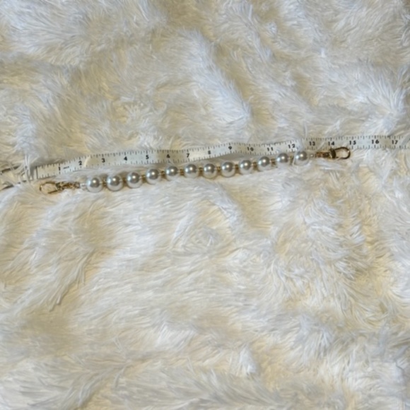 Pearls Handle Bag Charm - Picture 4 of 8